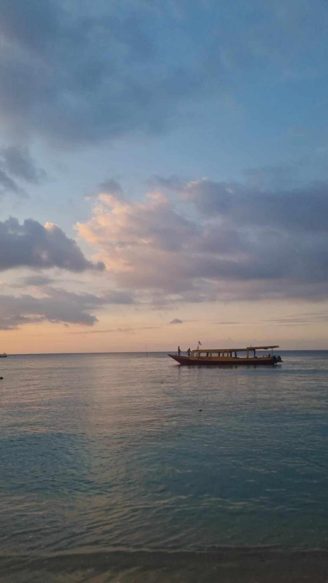 A Pousada Uncle Hippie'S Dream Ilhas Gili Exterior foto