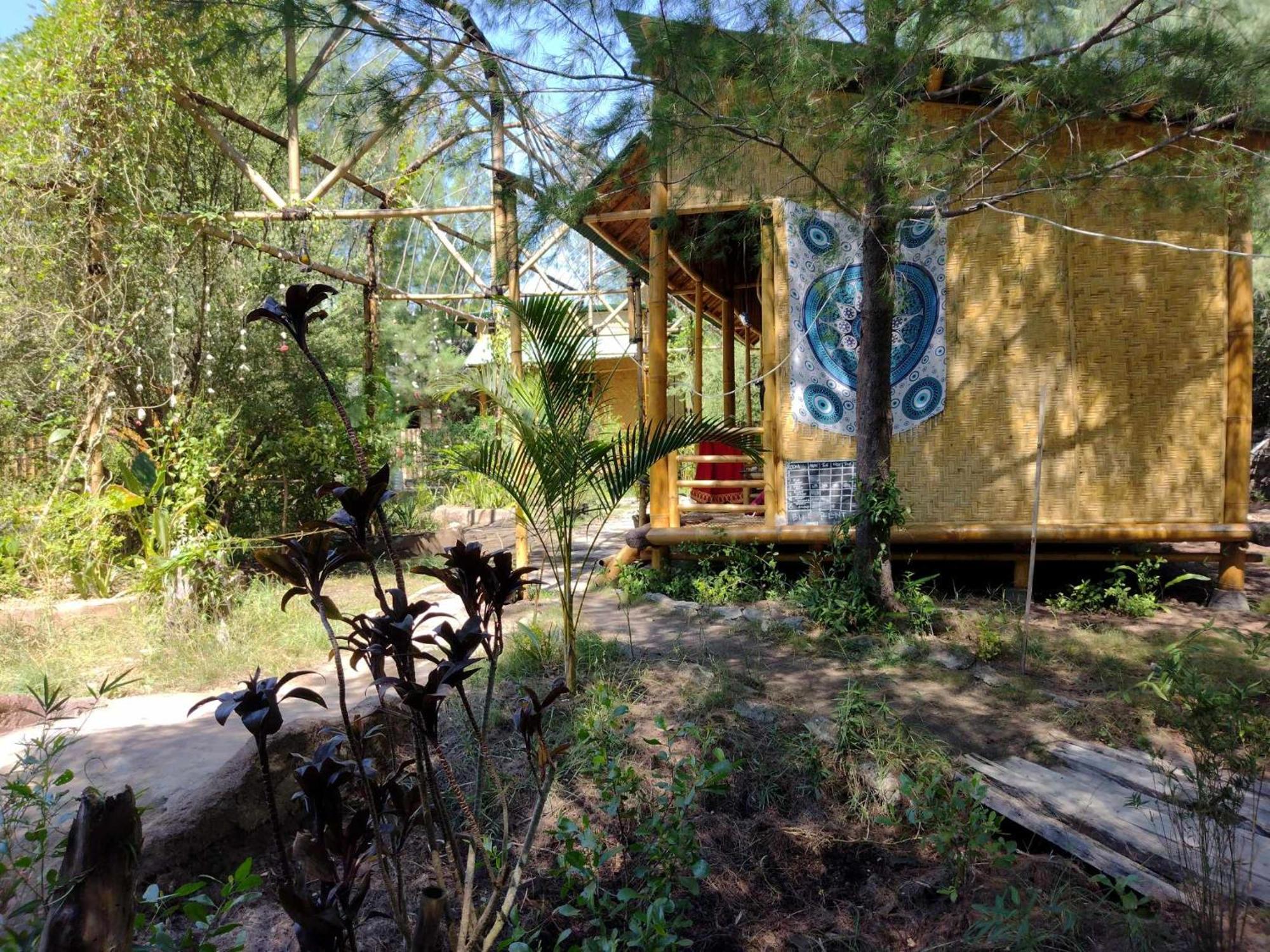 A Pousada Uncle Hippie'S Dream Ilhas Gili Exterior foto